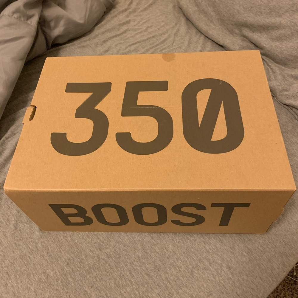 Yeezy box(just box)